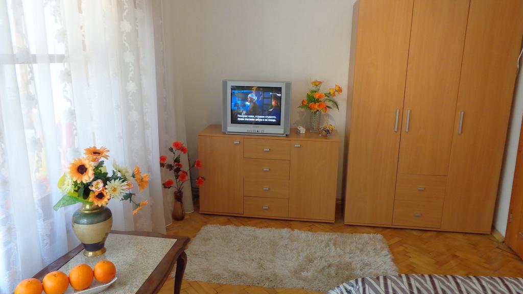 Zoya Apartment Бургас Номер фото